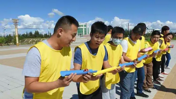 运动员团队合作默契,共同追逐荣耀的简单介绍 运动员团队合作默契,共同追逐荣耀的简单介绍