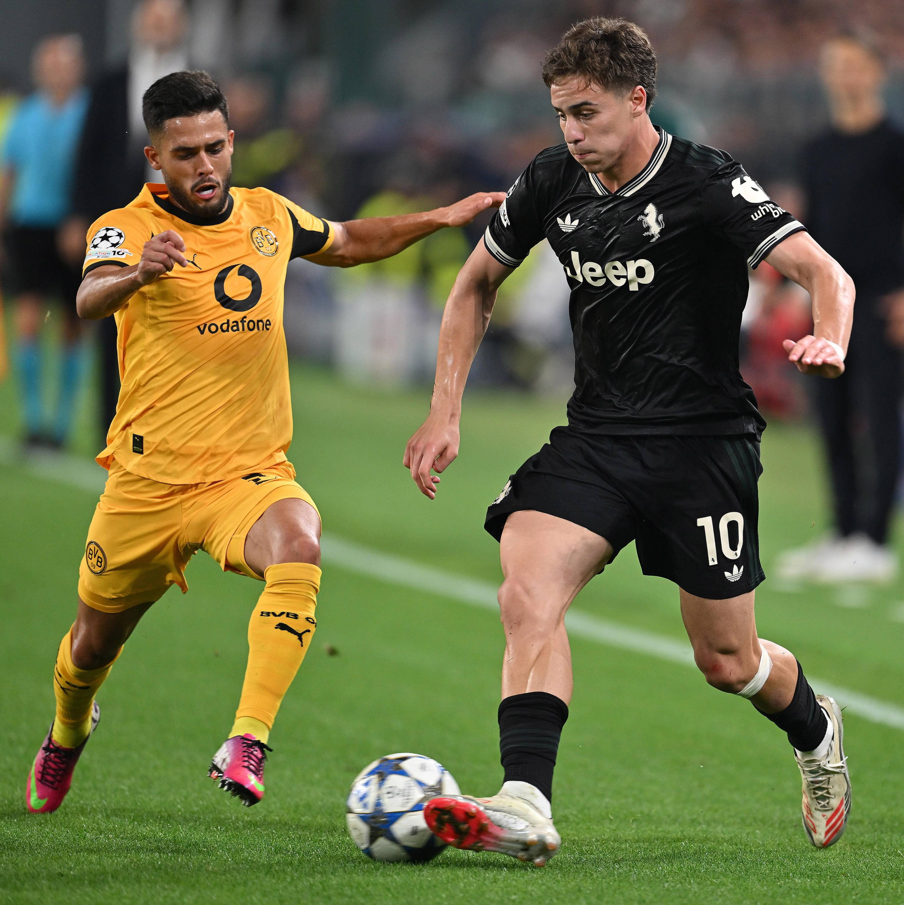 欧冠女子足球联赛战团队实力 欧冠女子足球联赛战团队实力