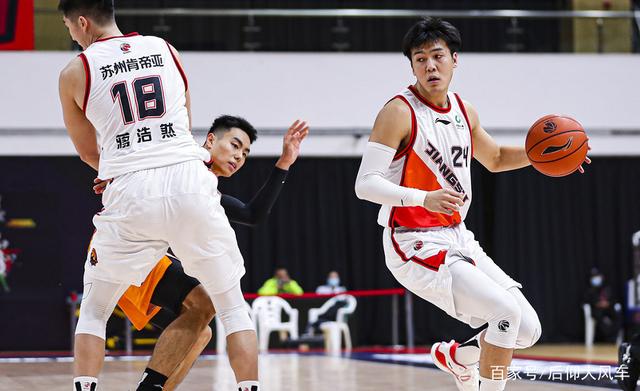 北京首钢以大比分胜清华大学，保持不败纪录的简单介绍