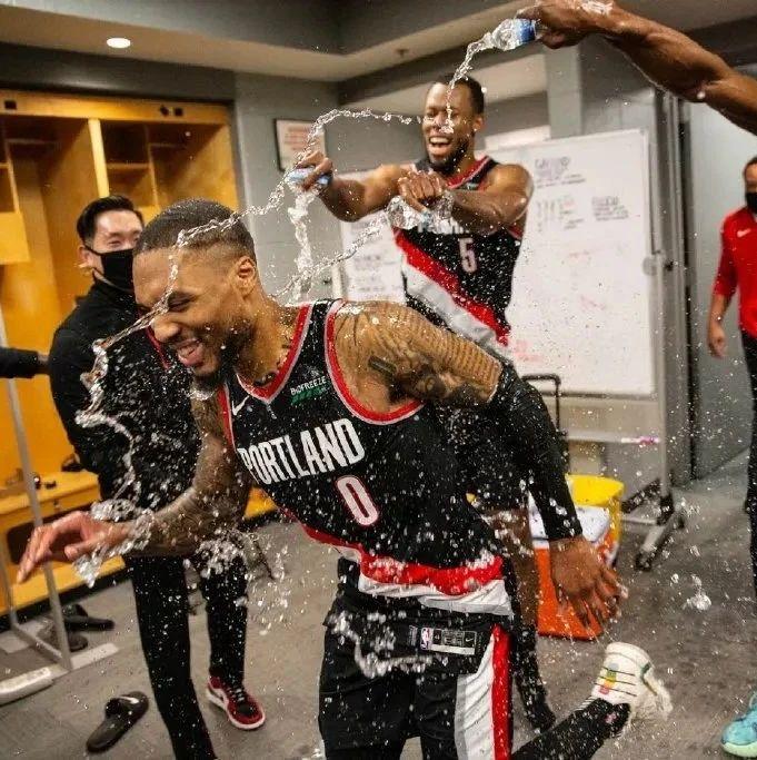 PG电子APP-公牛完胜爵士，利拉德刷新纪录的简单介绍