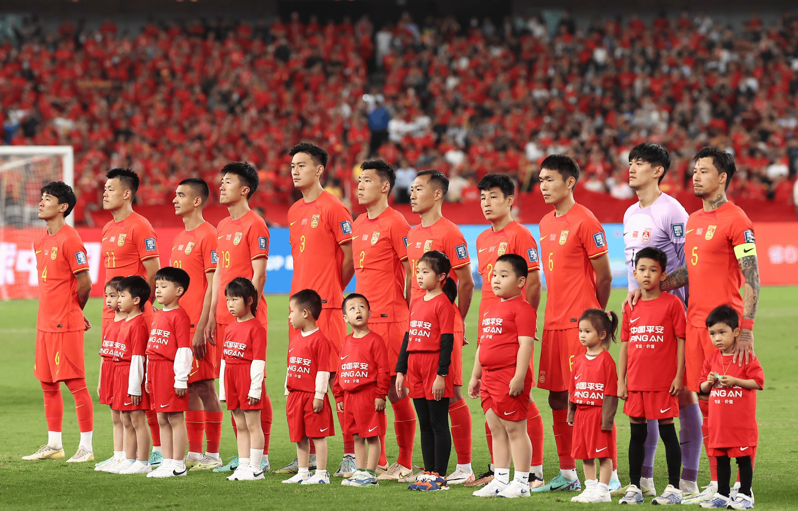 亚洲豪门将在冠军赛中展开激烈角逐，供全球球迷观赏的简单介绍