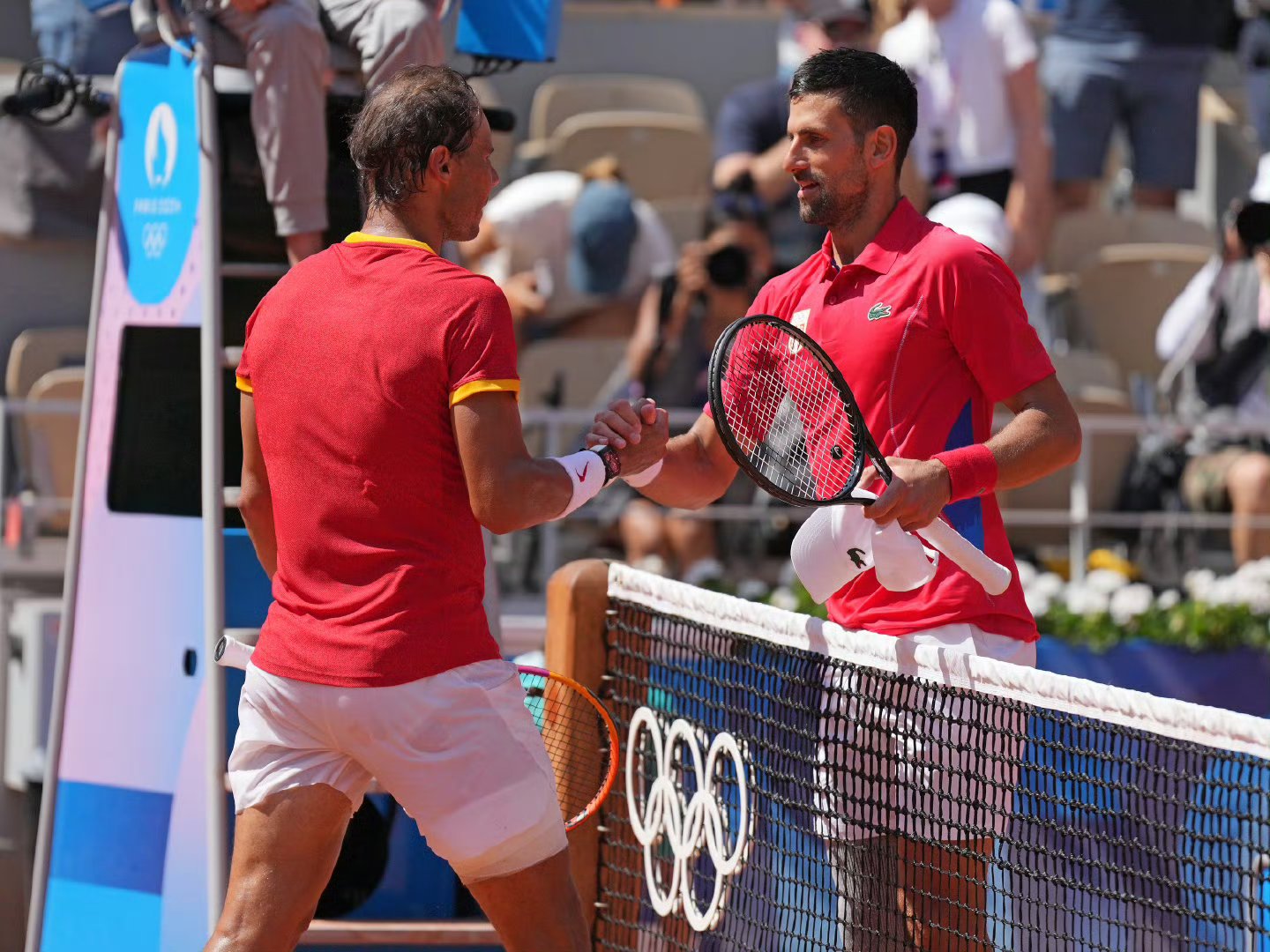 包含英国网球队绝杀法国网球队，纳达尔送出助攻的词条