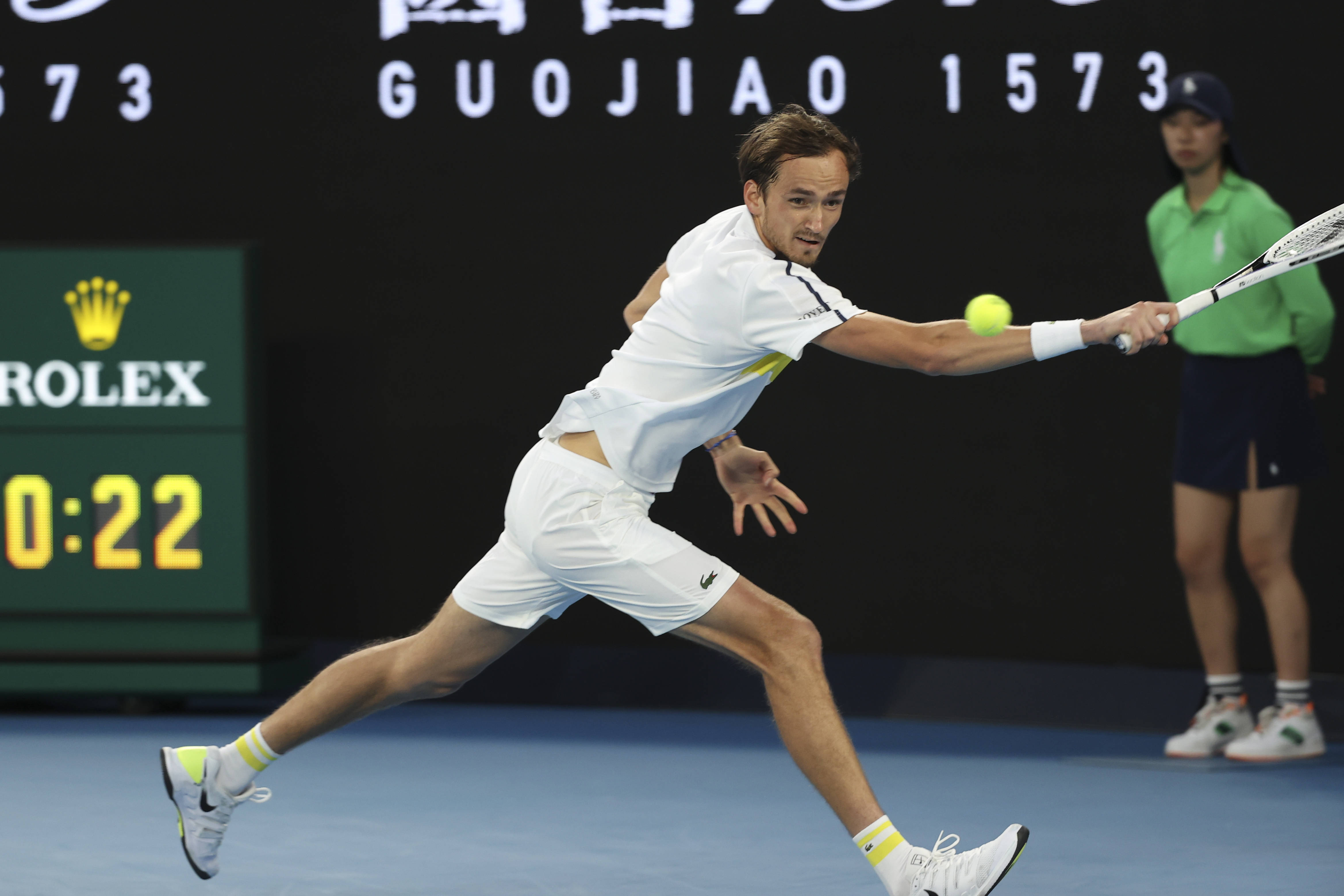 世界网球队横扫澳大利亚网球队，梅德韦杰夫制霸全场的简单介绍