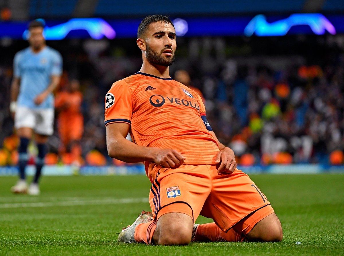 里昂碾压挪威，罗德里带队取胜