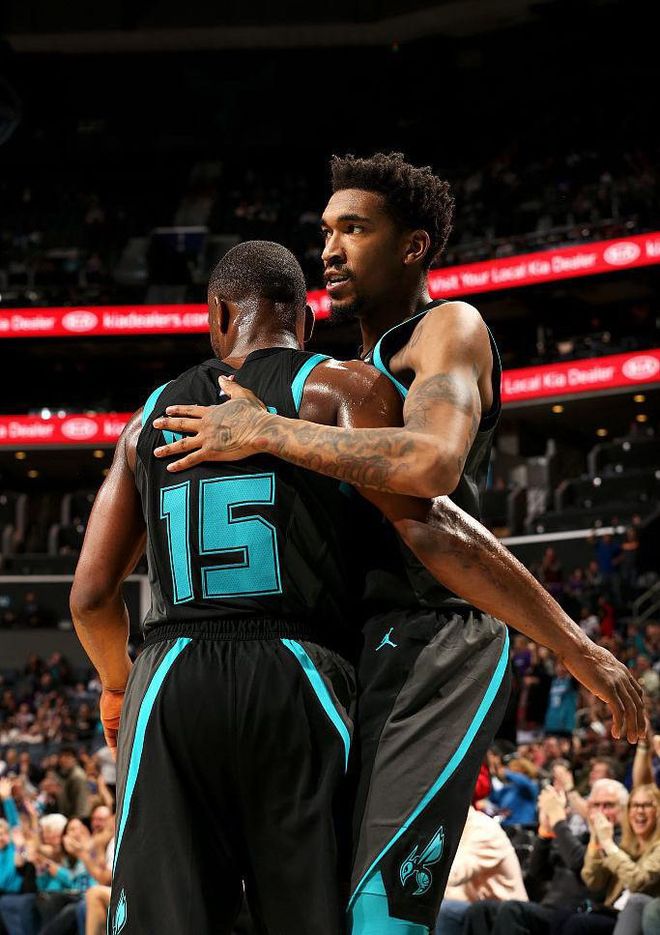 黄蜂翻盘意大利男篮，瓦兰丘纳斯打破历史纪录的简单介绍