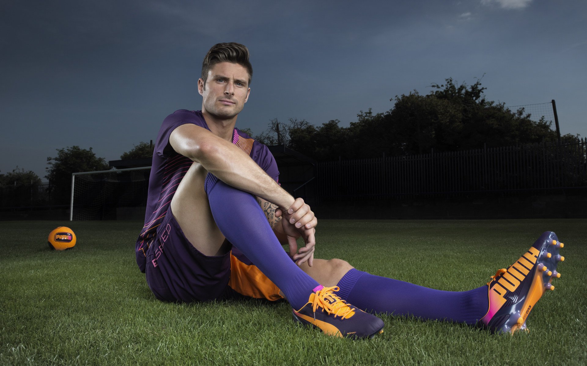 赛道主宰者,阿什拉夫如何在新赛季揭幕战之夜改写F1叙事